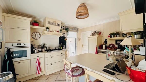 CROZON : Contemporaine d'Exception avec Vue Mer Dégagée sur le Port du Fret