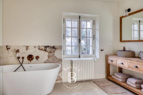 Pacy-sur-Eure, Maison  306 m² à vendre