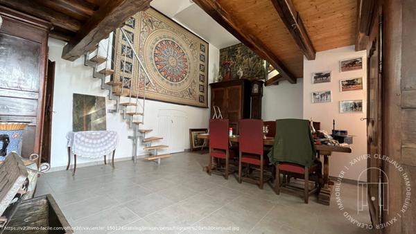 Maison , Saint pierre des echaubrognes