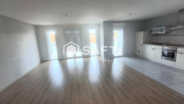 Appartement F4, d'environ 105 m2, avec terrasse, garage et cave