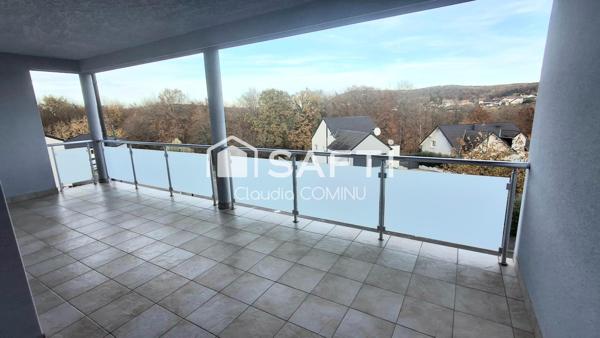 Appartement F4, d'environ 105 m2, avec terrasse, garage et cave