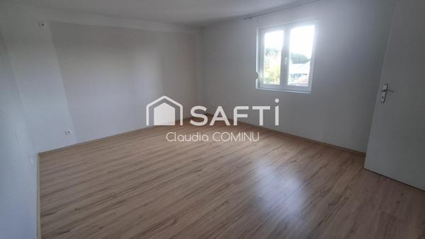 Appartement F4, d'environ 105 m2, avec terrasse, garage et cave