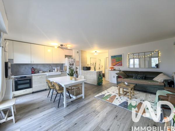 Appartement à vendre 3 pièces 64 m² Courbevoie