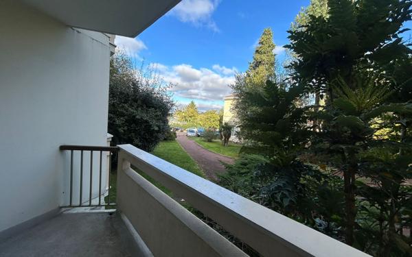 Appartement à louer    1 pièce •  Gradignan