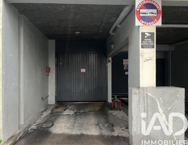 Parking à vendre 13 m² Paris 11