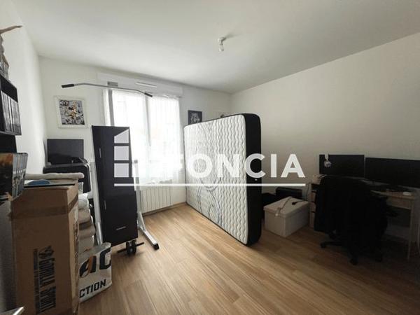 Location Appartement 3 pièces 66.3 m² - 1 RUE TRAVERSIERE Challans 85300