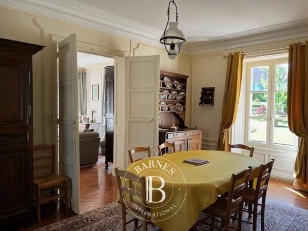 Douvres-la-Délivrande, Maison 12 Chambres -  310 m² à vendre