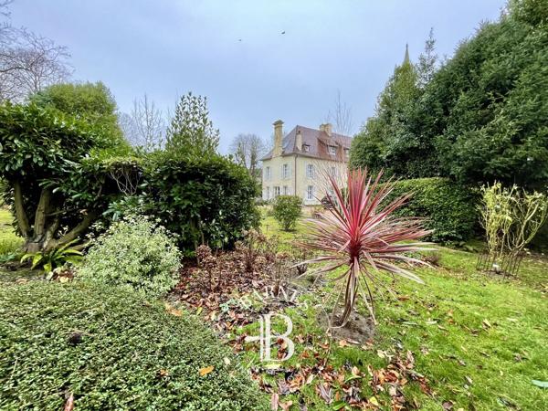 Douvres-la-Délivrande, Maison 12 Chambres -  310 m² à vendre