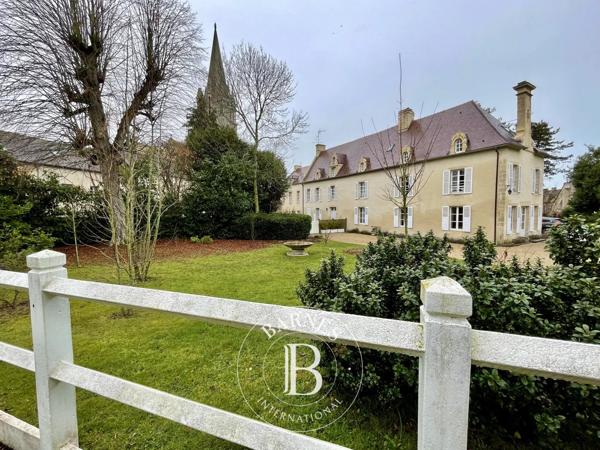 Douvres-la-Délivrande, Maison 12 Chambres -  310 m² à vendre