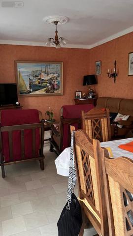 Maison à vendre à Fresnay-sur-Sarthe dans la Sarthe (72130), ref : MA397