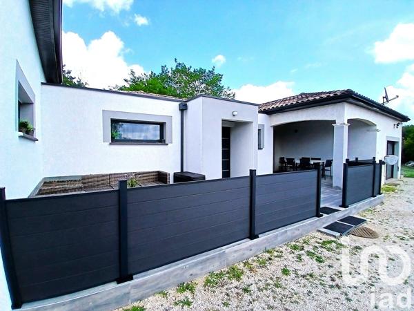 Maison 7 pièces de 151 m² à La Ville-Dieu-du-Temple (82290)