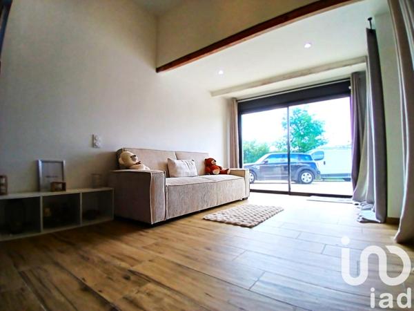 Maison 7 pièces de 151 m² à La Ville-Dieu-du-Temple (82290)