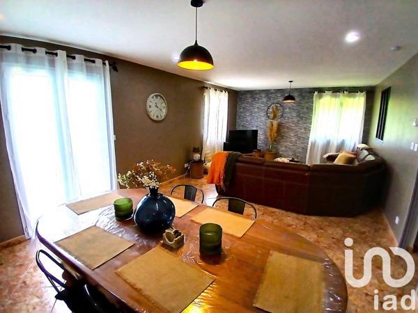 Maison 7 pièces de 151 m² à La Ville-Dieu-du-Temple (82290)