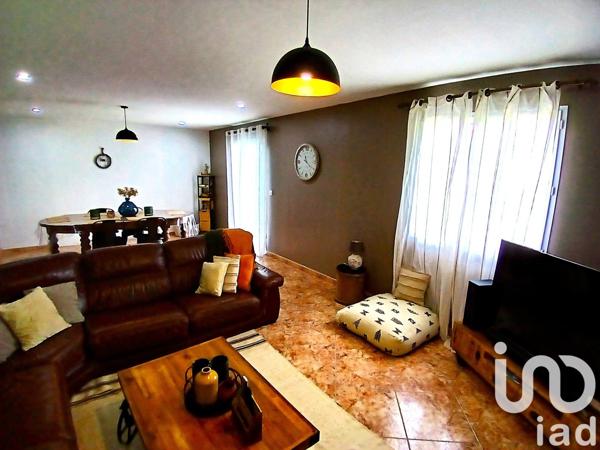 Maison 7 pièces de 151 m² à La Ville-Dieu-du-Temple (82290)