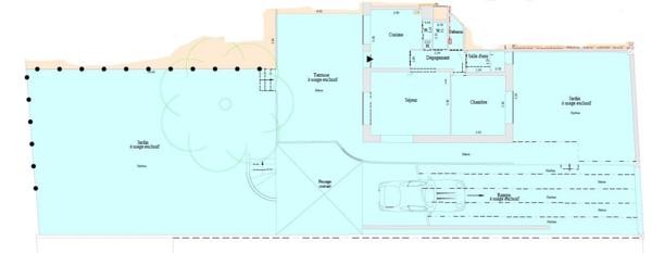 Appartement T2 avec terrasse, grand jardin privatif 160 m², garage et dépendance – petite copropriété sans charges