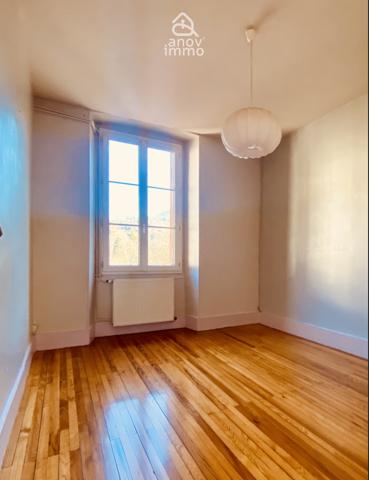 Appartement
                                                                                                                                                                                                                                                                                                                        3 pièce(s)                                                                                                                                                                                                          2 chambre(s)                                                                                                                                                                                                          55  m²