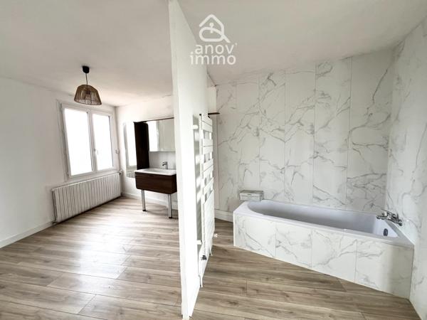Maison
                                                                                                                                                                                                                                                                                                                        7 pièce(s)                                                                                                                                                                                                          5 chambre(s)                                                                                                                                                                                                          149  m²