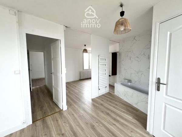Maison
                                                                                                                                                                                                                                                                                                                        7 pièce(s)                                                                                                                                                                                                          5 chambre(s)                                                                                                                                                                                                          149  m²