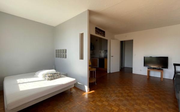 Appartement à vendre    1 pièce • 38,04 m2 Arcueil