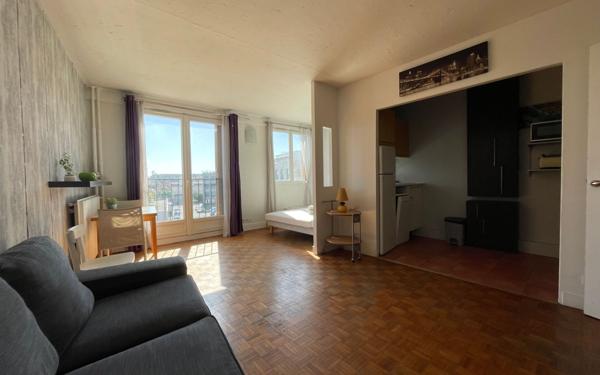 Appartement à vendre    1 pièce • 38,04 m2 Arcueil