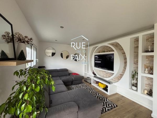 79200 CHATILLON SUR THOUET Maison de plain-pied de 128 m² située à Châtillon-sur-Thouet