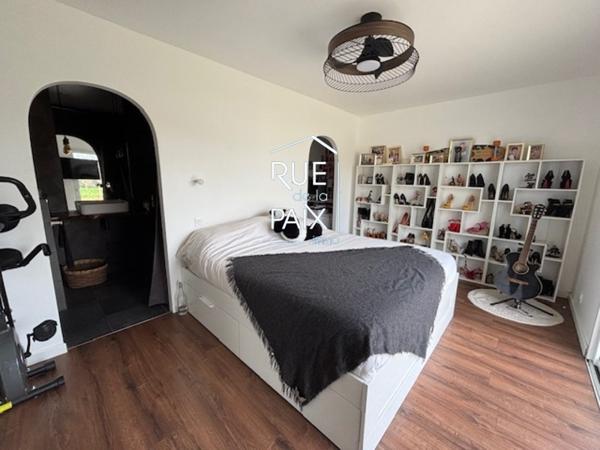 79200 CHATILLON SUR THOUET Maison de plain-pied de 128 m² située à Châtillon-sur-Thouet