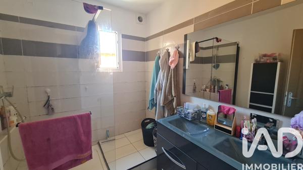 Appartement à vendre 3 pièces 77 m² Saint-Martin-de-Valgalgues