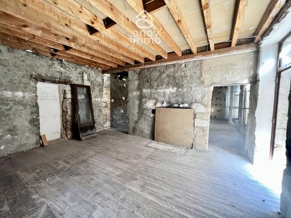 Immeuble
                                                                                                                                                
                                                                                                                                                
                                                                                                                                                
                                                    
                                                                                                                                                                                                                                                                                                                        280  m²                                                                                                                                                                                                         2 etage(s)