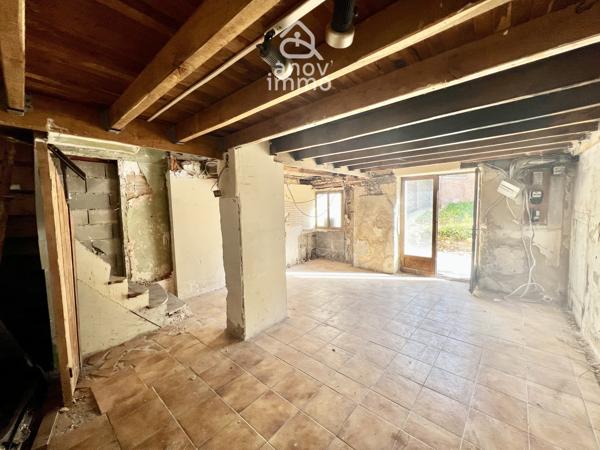 Immeuble
                                                                                                                                                
                                                                                                                                                
                                                                                                                                                
                                                    
                                                                                                                                                                                                                                                                                                                        280  m²                                                                                                                                                                                                         2 etage(s)