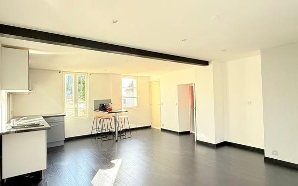 Appartement à vendre    2 pièces • 49 m2 Jouy-le-Châtel