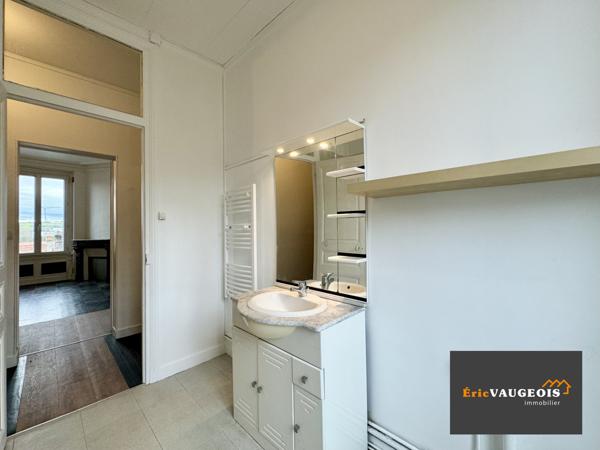 Coulommiers (77120) Appart F3 de 60 m² avec jardin et cave à Coulommiers.