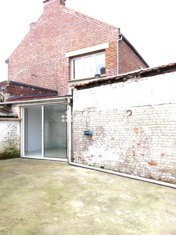 Immeuble
         7 pièces
        - 205 m² Exclusivité 262 000 € *