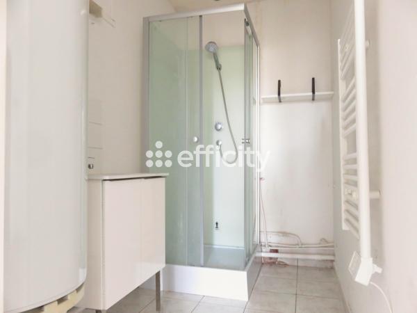Immeuble
         7 pièces
        - 205 m² Exclusivité 262 000 € *