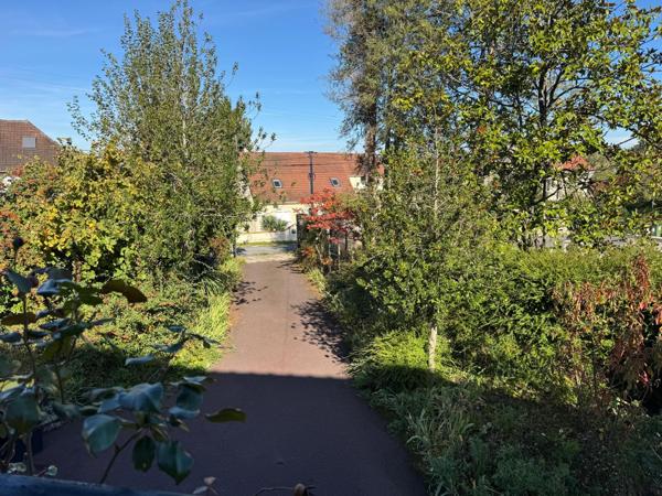 Voulangis (77580) Maison indépendante sur sous sol total