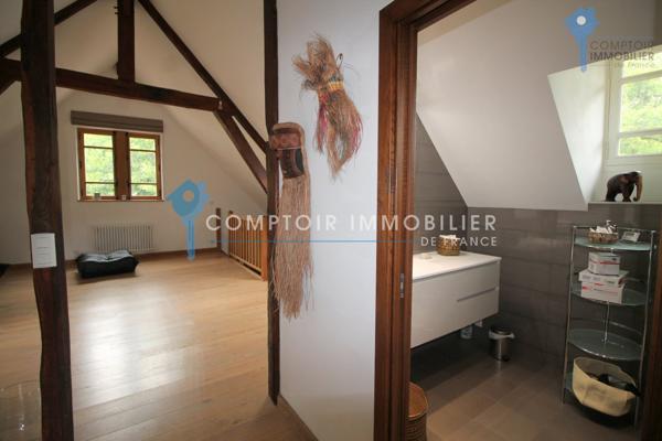 Propriete
                                                                                                                                                                                                                                                                                                                        7 pièce(s)                                                                                                                                                                                                          5 chambre(s)                                                                                                                                                                                                          260  m²