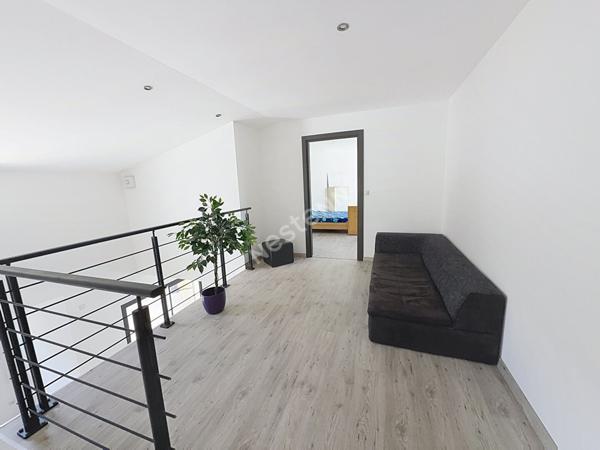 Maison de Prestige à Vendre à Six Fours Les Plages quartier des lones