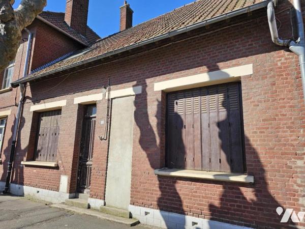 AVION - Maison à rénover entièrement 