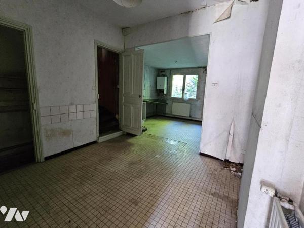 AVION - Maison à rénover entièrement 