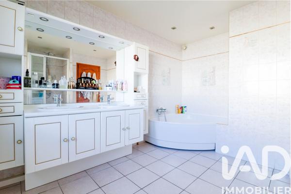 Maison à vendre 6 pièces 123 m² Villejust