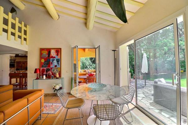 Maison Bandol 5 pièce(s) - Piscine et terrain 3000 m2