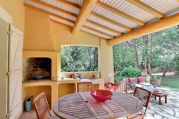 Maison Bandol 5 pièce(s) - Piscine et terrain 3000 m2