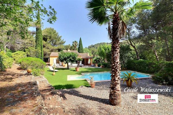 Maison Bandol 5 pièce(s) - Piscine et terrain 3000 m2
