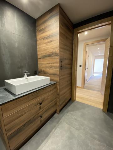 Sallanches (74700) LA CONTAMINE - RDC de 3 CHAMBRES TRES JOLIMENT RENOVE A NEUF