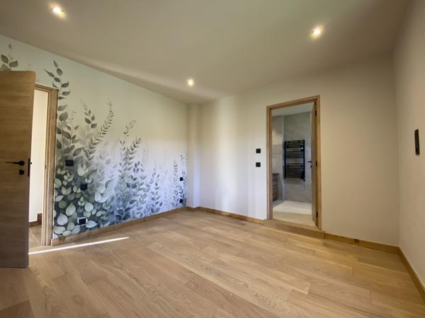 Sallanches (74700) LA CONTAMINE - RDC de 3 CHAMBRES TRES JOLIMENT RENOVE A NEUF