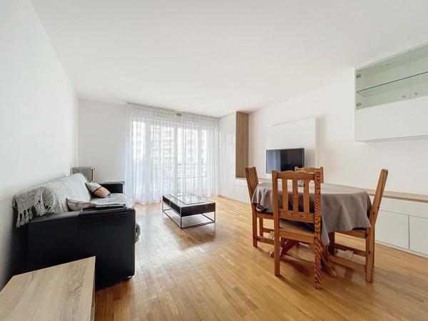 Location Appartement55,16 m² - 2 Pièces - ISSY LES MOULINEAUX (92130)