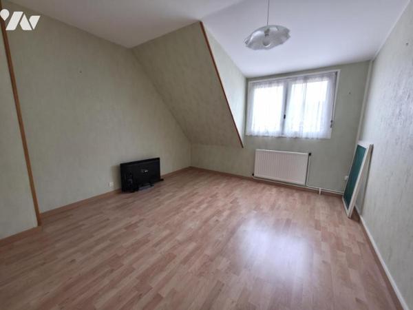 A VENDRE DANS UN SECTEUR RECHERCHE