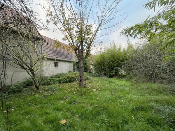 Vente Maison65 m² - 3 Pièces - ST PIERRE LES ETIEUX (18210)