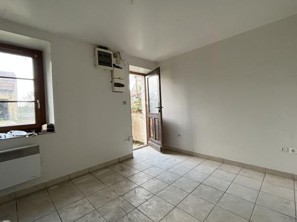 Vente Maison65 m² - 3 Pièces - ST PIERRE LES ETIEUX (18210)