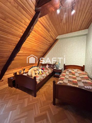 Longère pleine de charme au porte de BRUZ