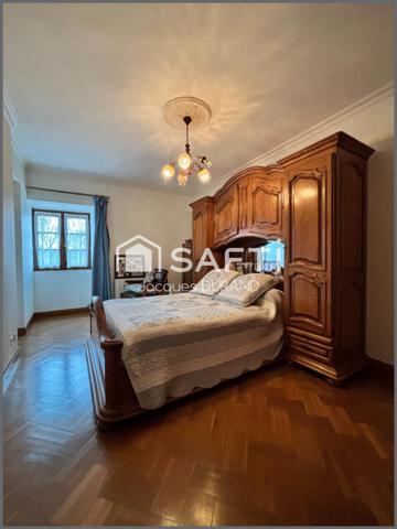 Longère pleine de charme au porte de BRUZ